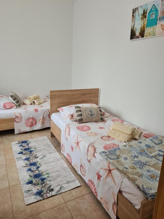 באניולה Apartman Luka מראה חיצוני תמונה